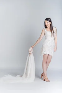 νυφικά 2 σε 1