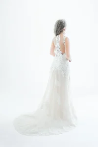 νυφικά με δαντέλα