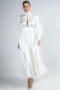 απλά νυφικά