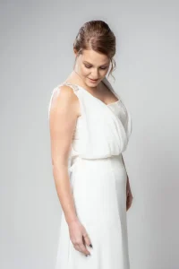 απλά νυφικά